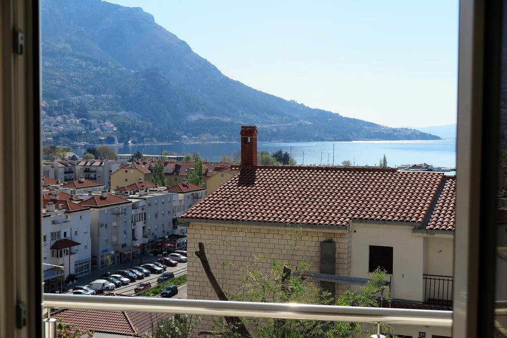 Apartments Kovacic Omis Exterior photo